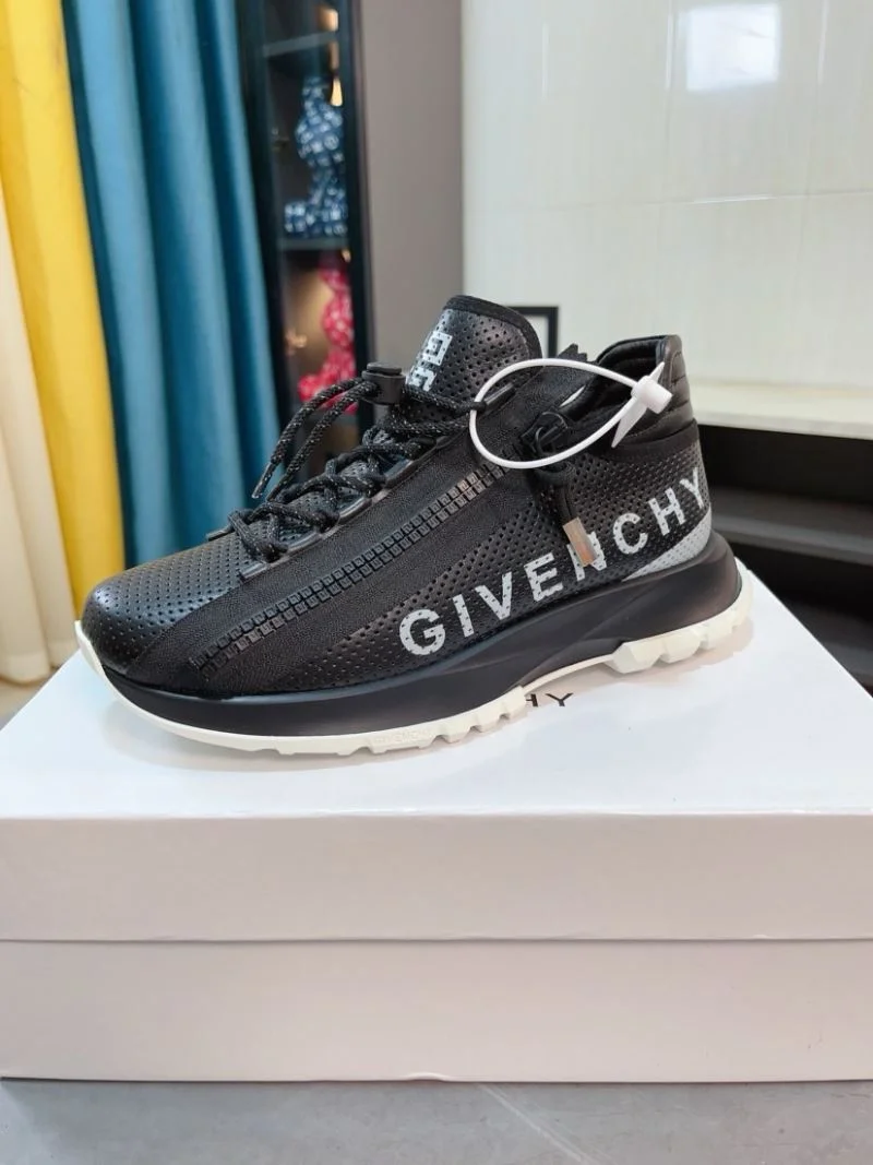HighQuality Givenchy Shoes 4570
