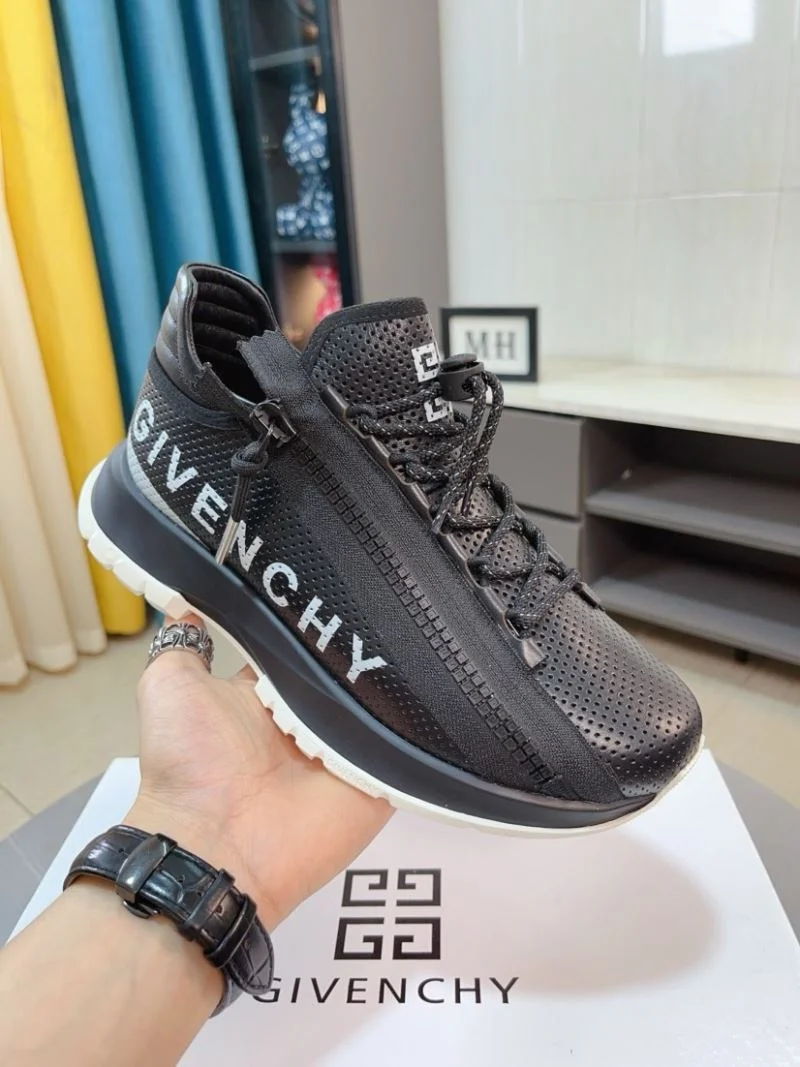 HighQuality Givenchy Shoes 4570