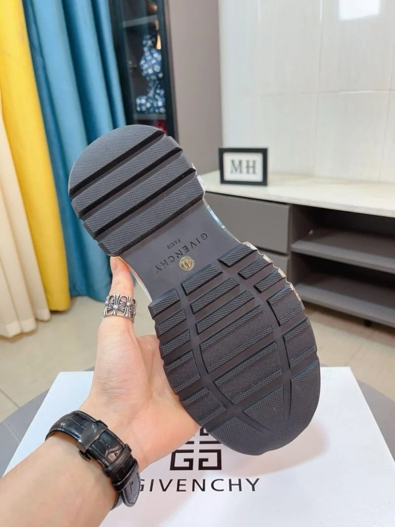 Lightweight Givenchy Shoes 4541