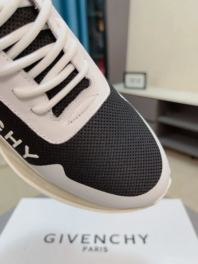 FastDry Givenchy Shoes 4526