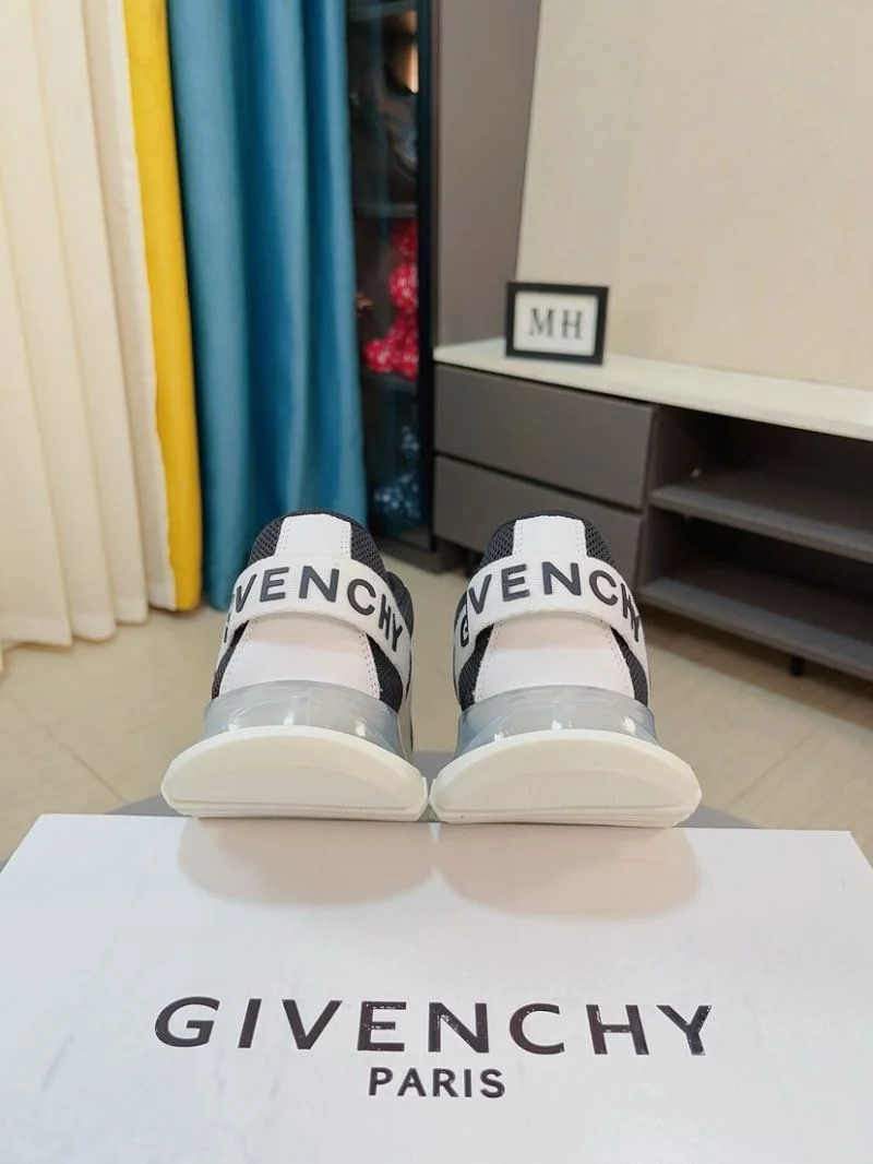 FastDry Givenchy Shoes 4526