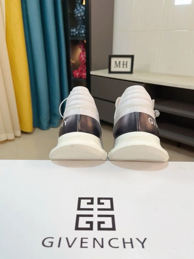 Givenchy Shoes ZeroBulk 4561