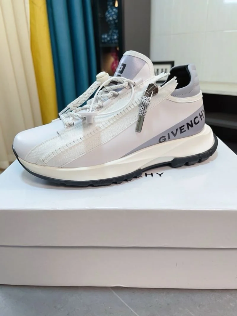 Breathable Givenchy Shoes 4590