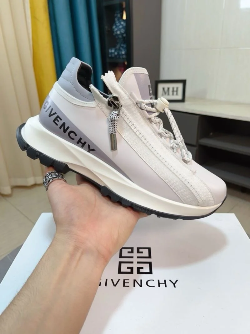 Breathable Givenchy Shoes 4590