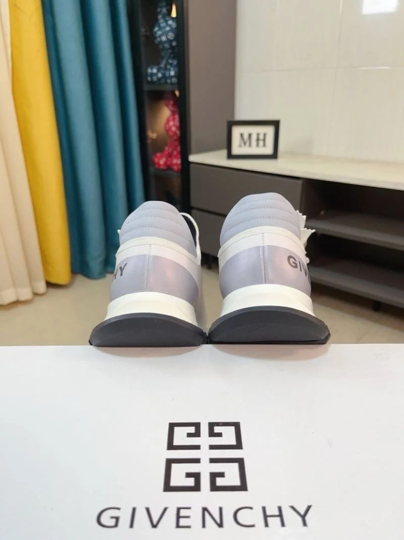 Breathable Givenchy Shoes 4590