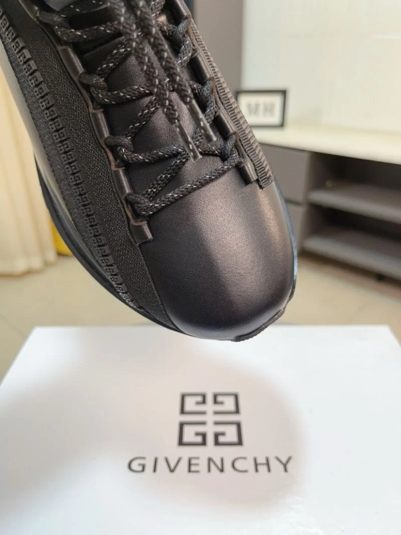 Givenchy Shoes Stylish 4560