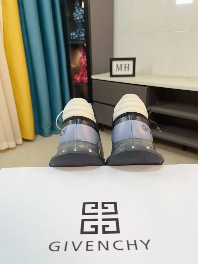 Givenchy Shoes Stylish 4560