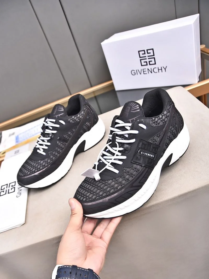 Durable Givenchy Shoes 4523