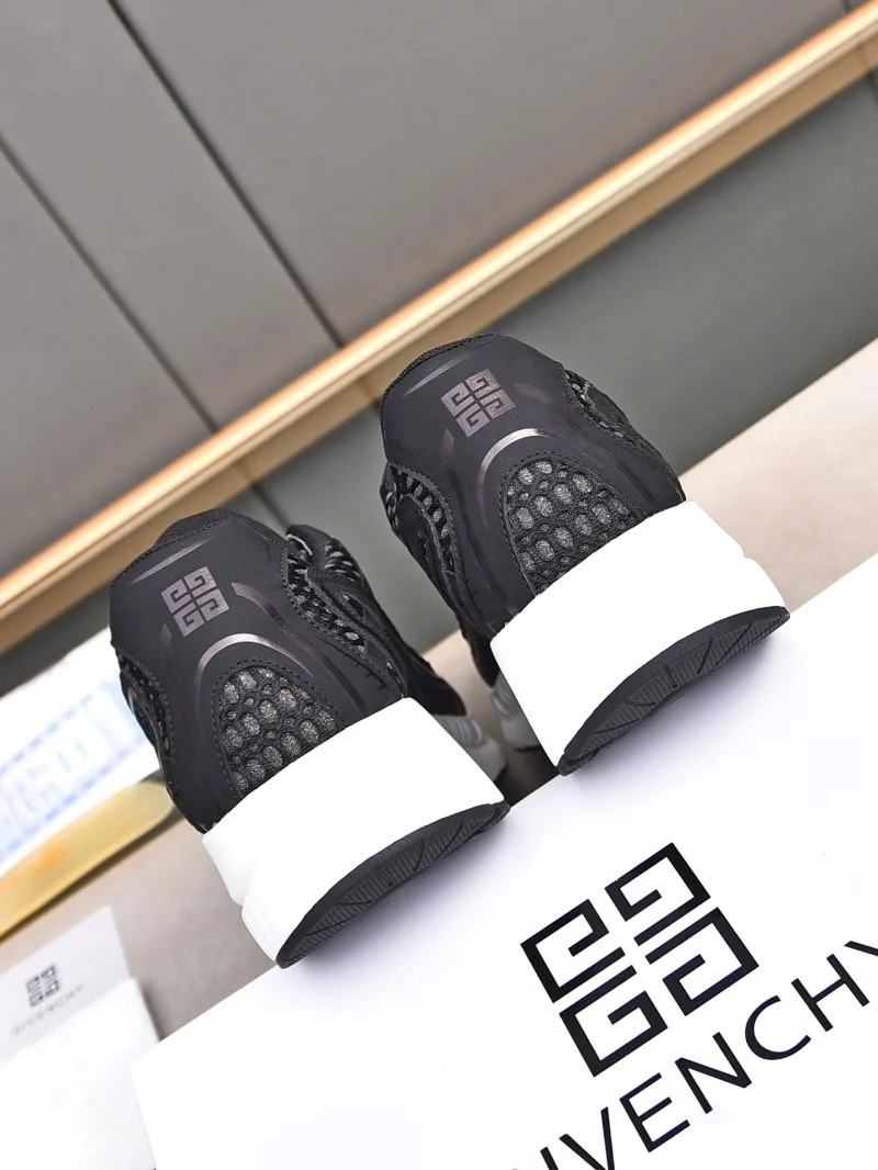 Durable Givenchy Shoes 4523
