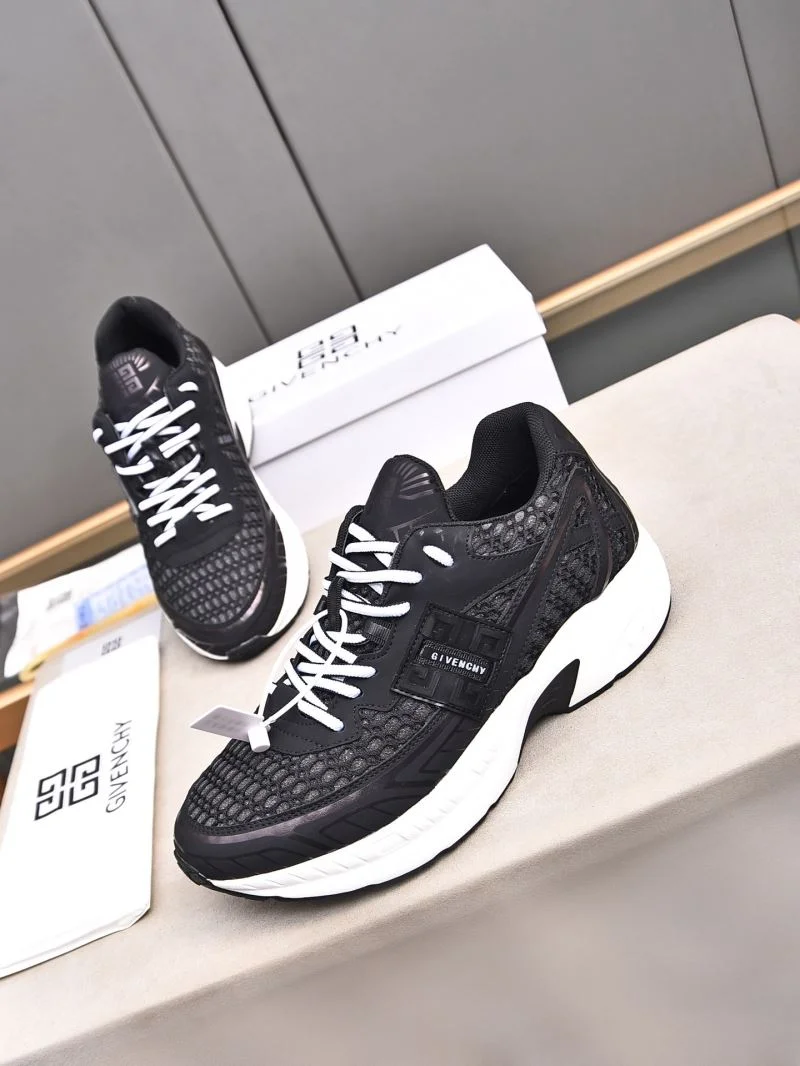 Durable Givenchy Shoes 4523