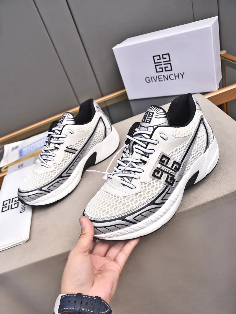 Unisex Givenchy Shoes 4521