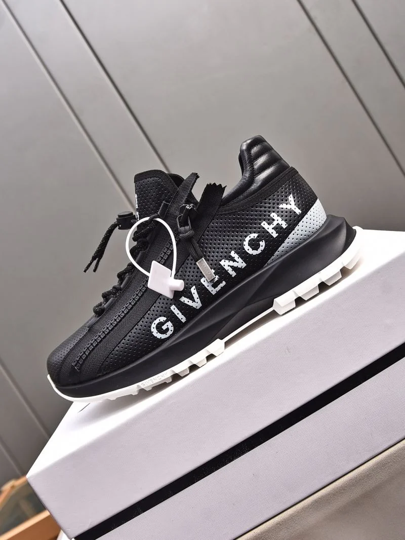 Compact Givenchy Shoes 4558
