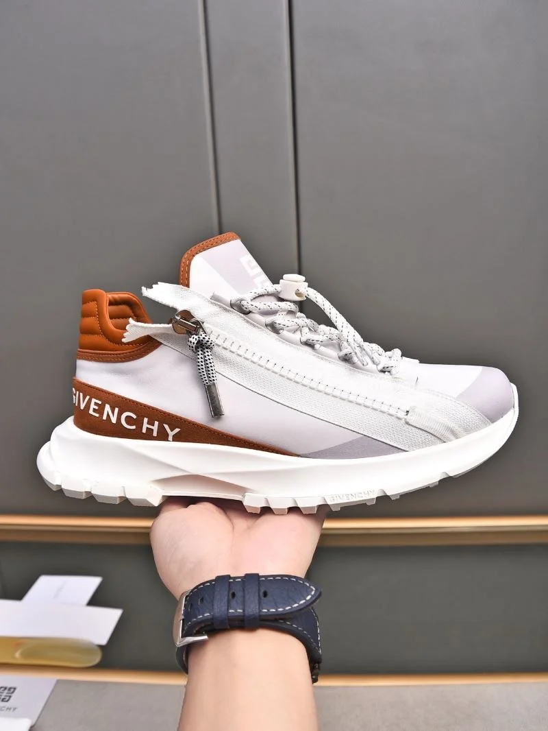 Snug Givenchy Shoes 4518