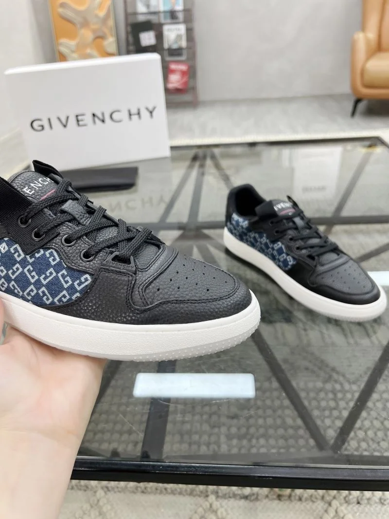 OdorResistant Givenchy Shoes 4510