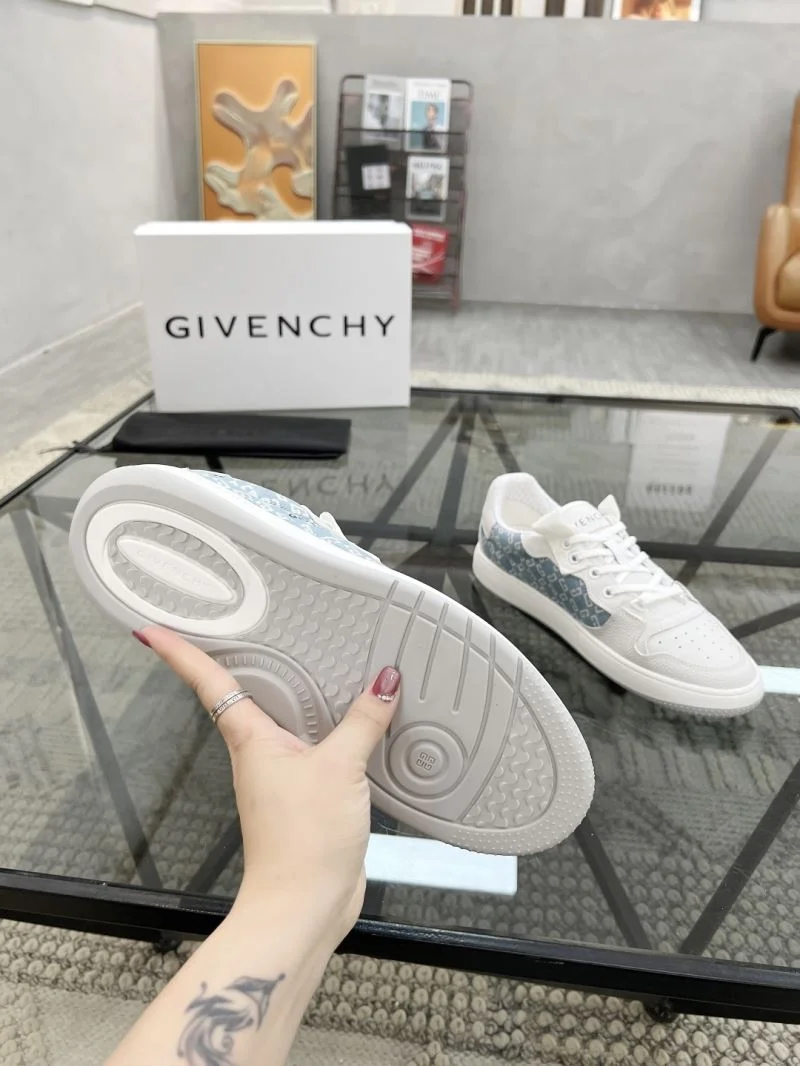 Givenchy Shoes Snug 4506