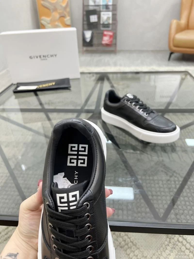 Givenchy Shoes Timeless 4537