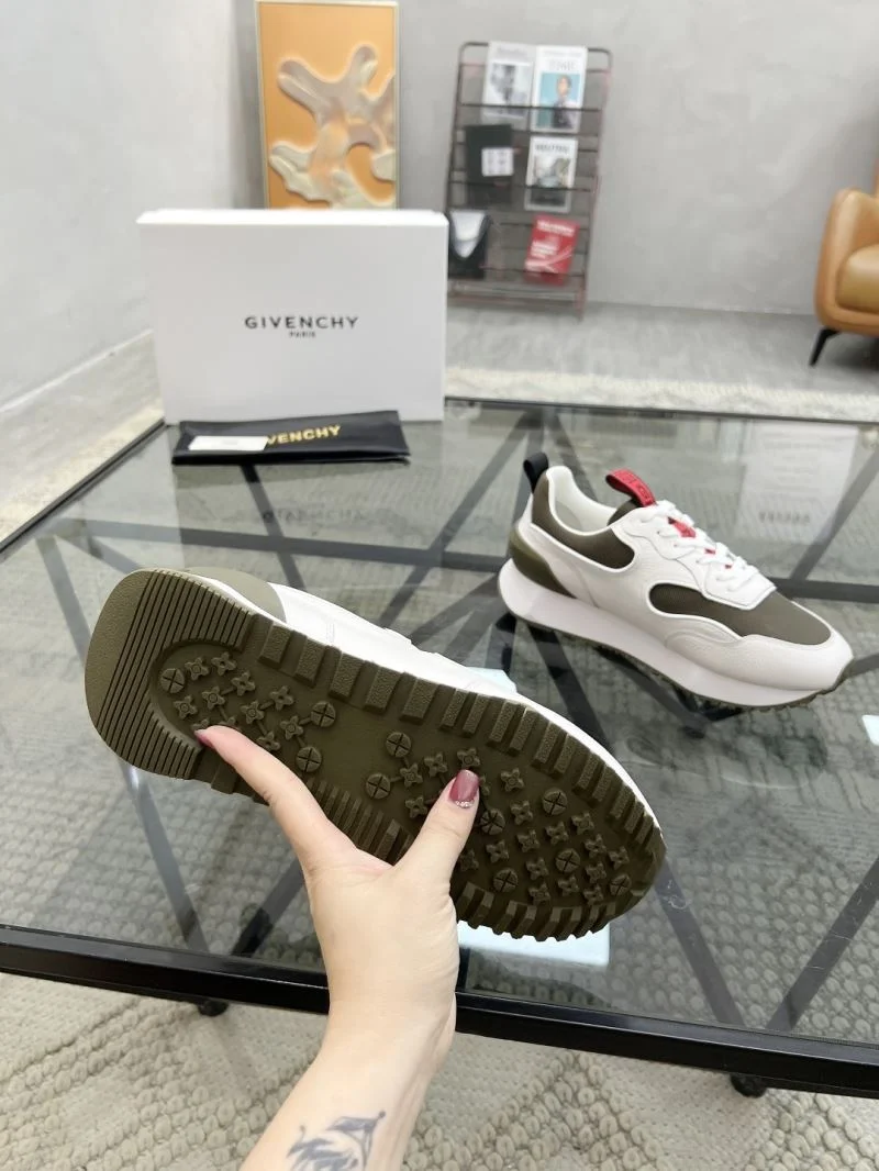 Unisex Givenchy Shoes 4501