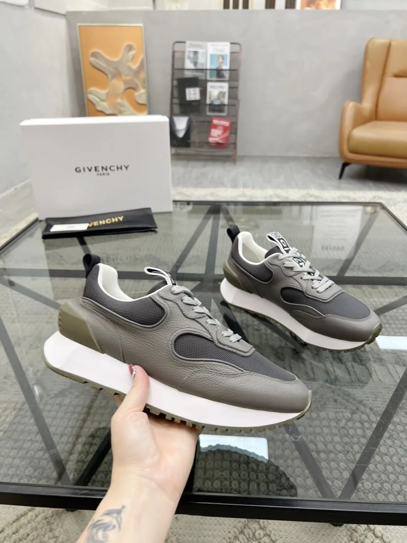 MultiPurpose Givenchy Shoes 4484