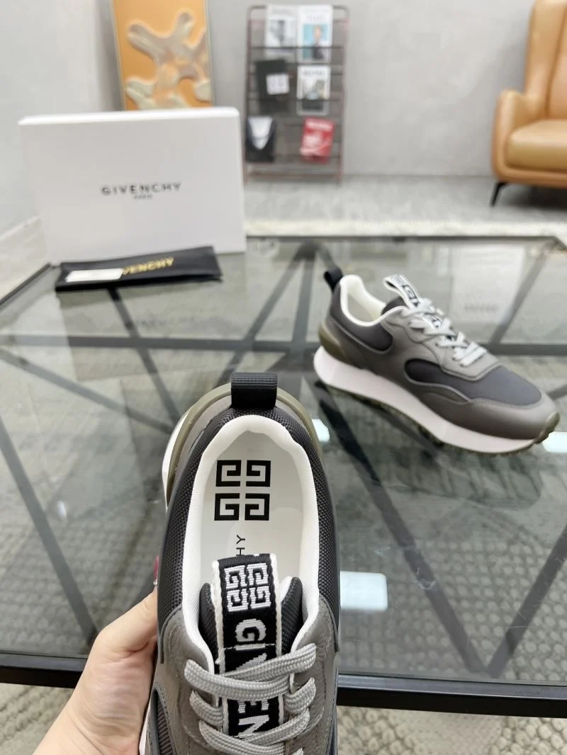 MultiPurpose Givenchy Shoes 4484
