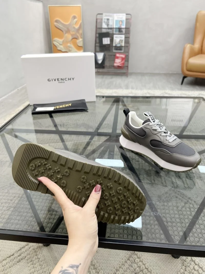 MultiPurpose Givenchy Shoes 4484