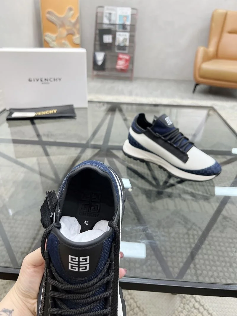 Givenchy Shoes Minimalist 4528