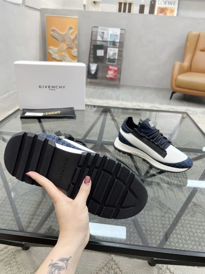 Givenchy Shoes Minimalist 4528