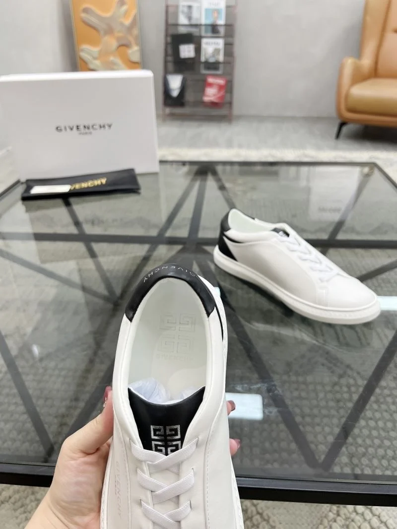 Givenchy Shoes Minimalist 4470