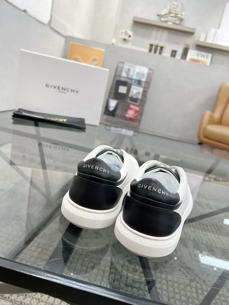 Givenchy Shoes Minimalist 4470