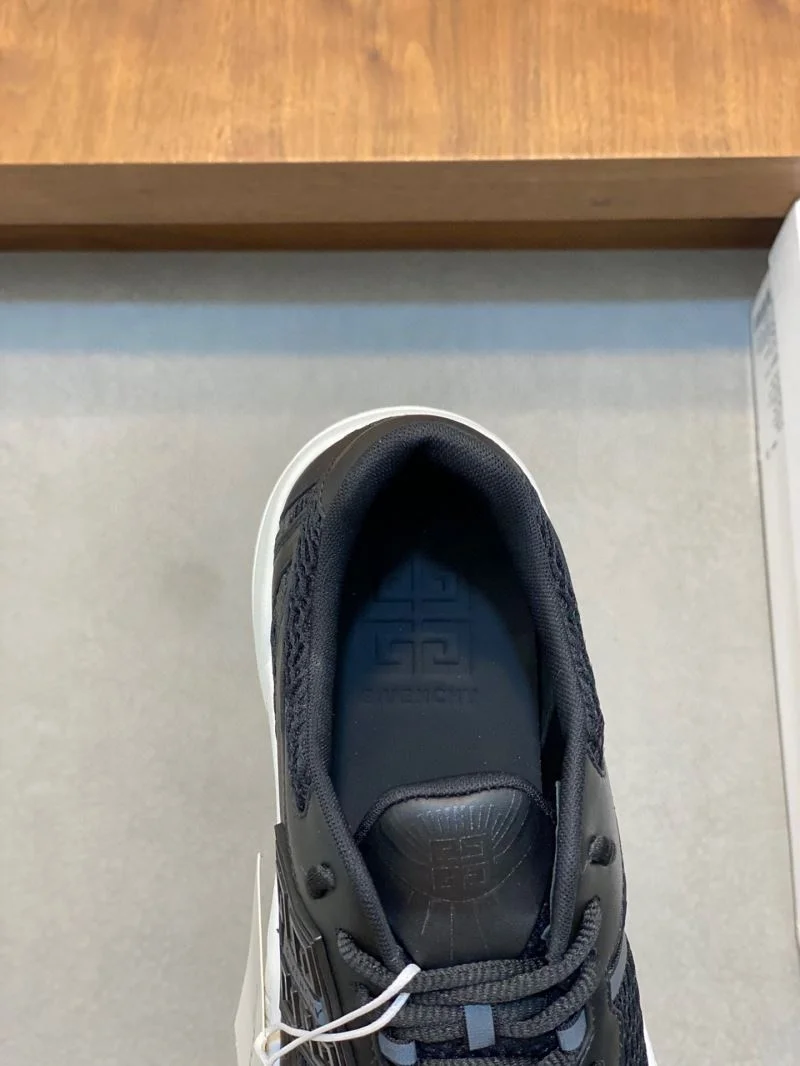 Givenchy Shoes Sleek 4511