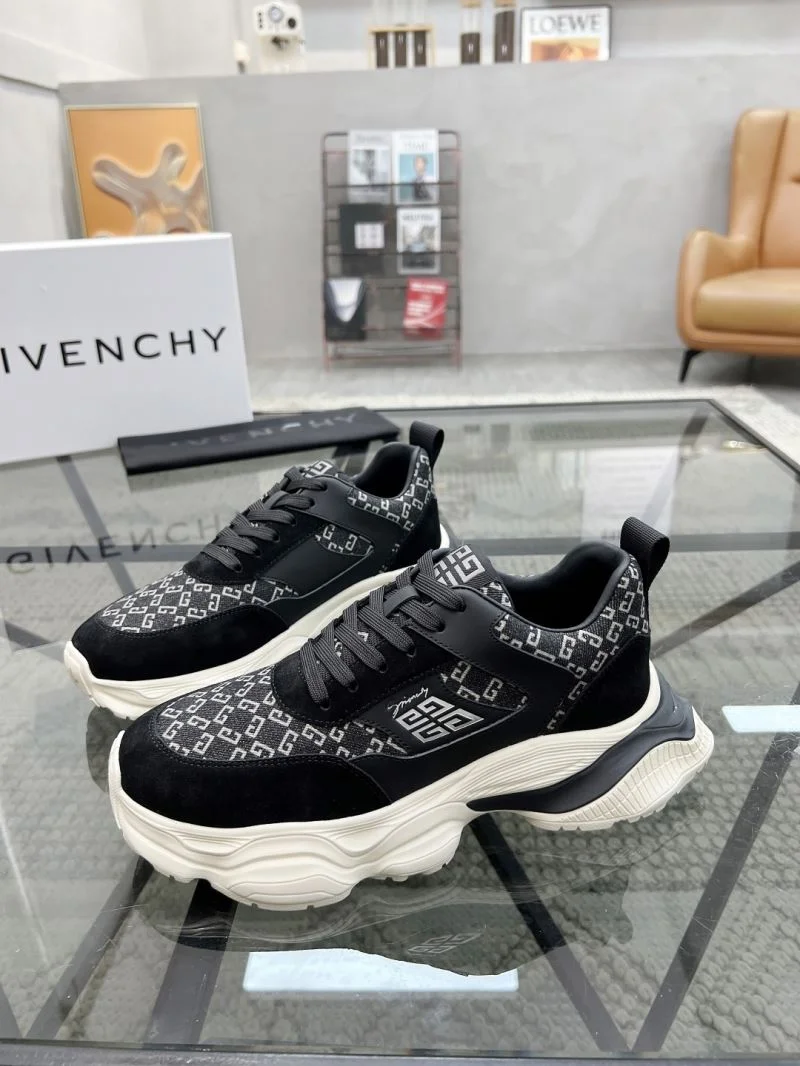 Snug Givenchy Shoes 4460