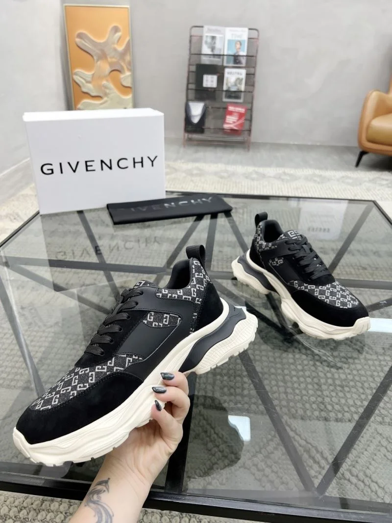 Snug Givenchy Shoes 4460