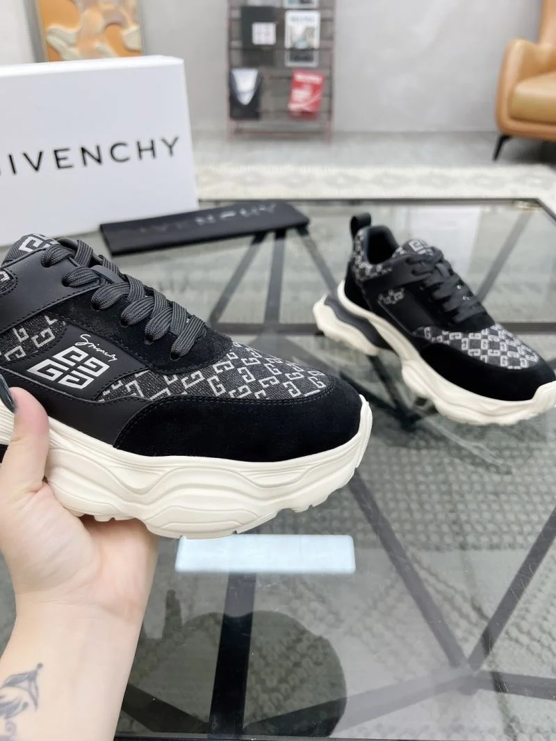 Snug Givenchy Shoes 4460