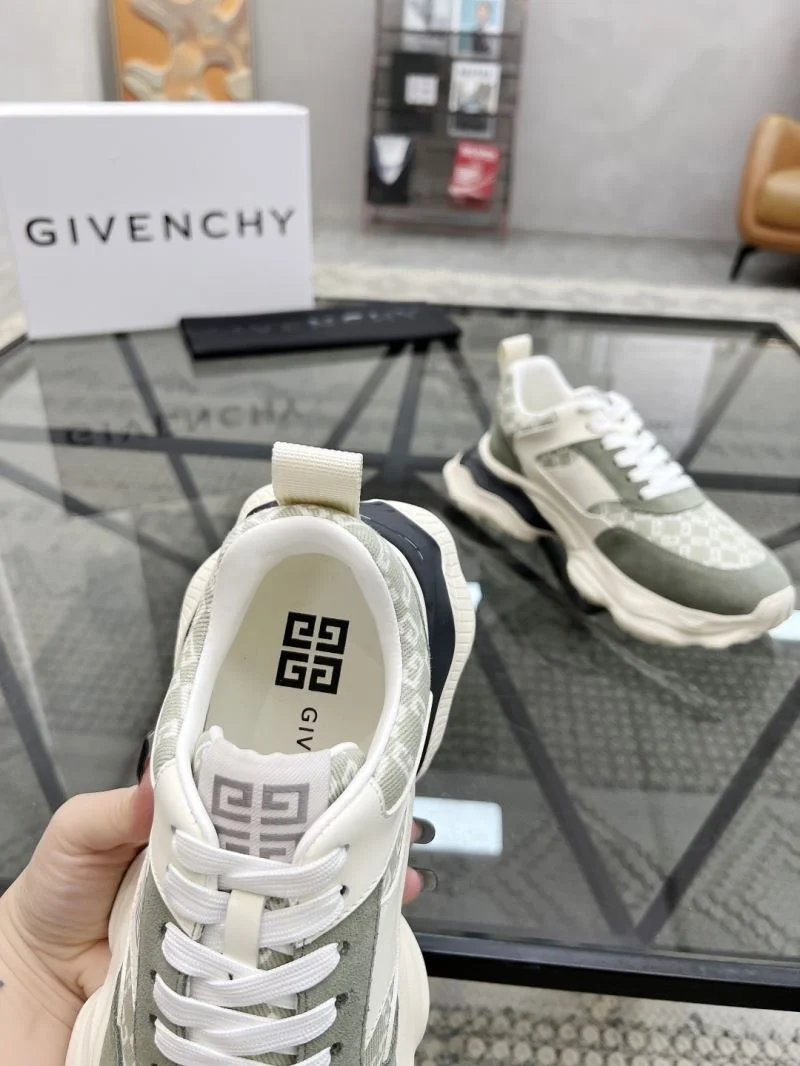 Stretchable Givenchy Shoes 4490