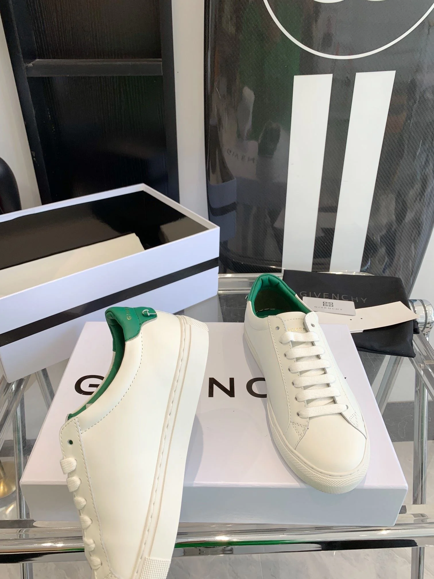 Timeless Givenchy Shoes 8171