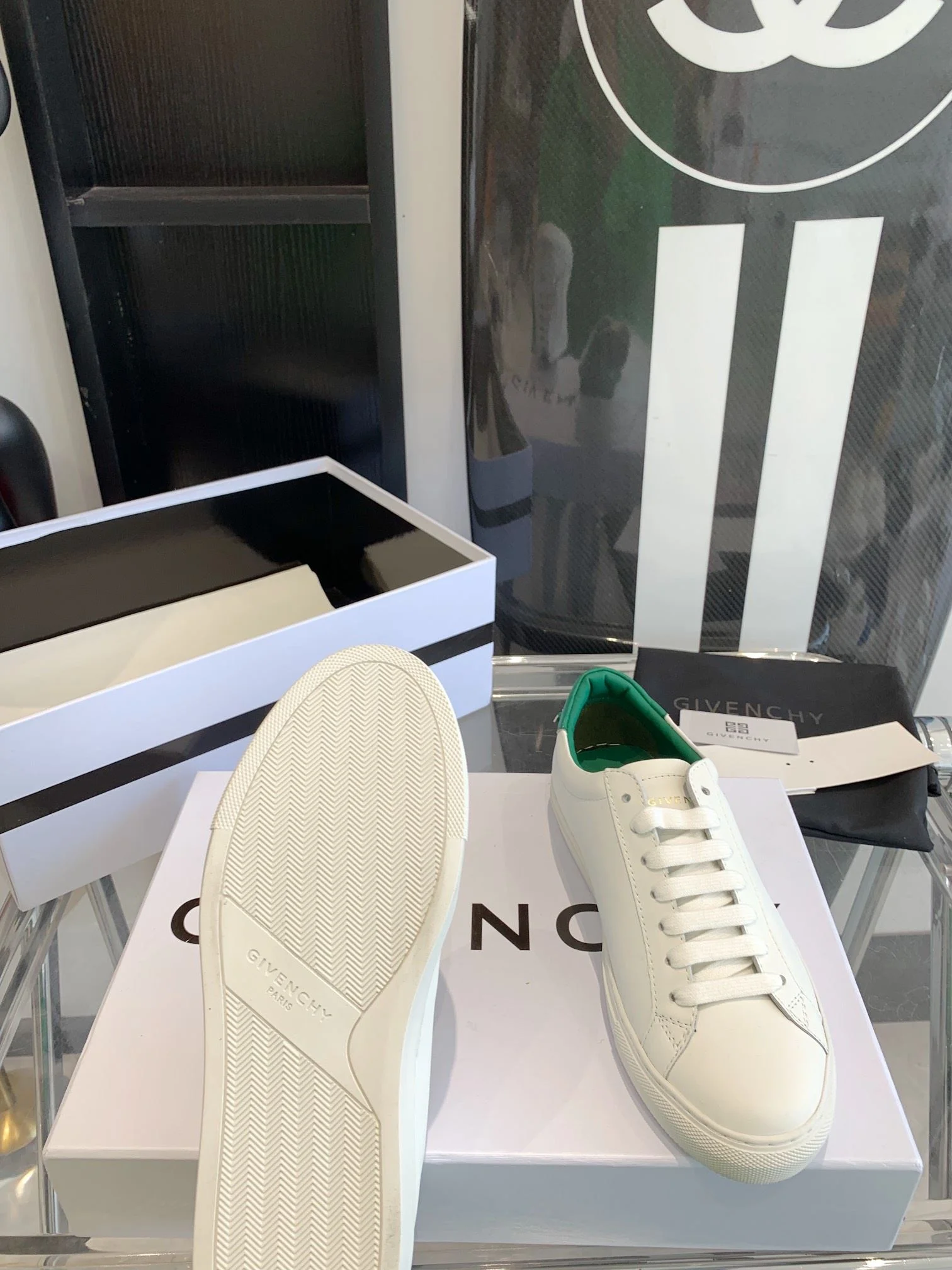 Timeless Givenchy Shoes 8171