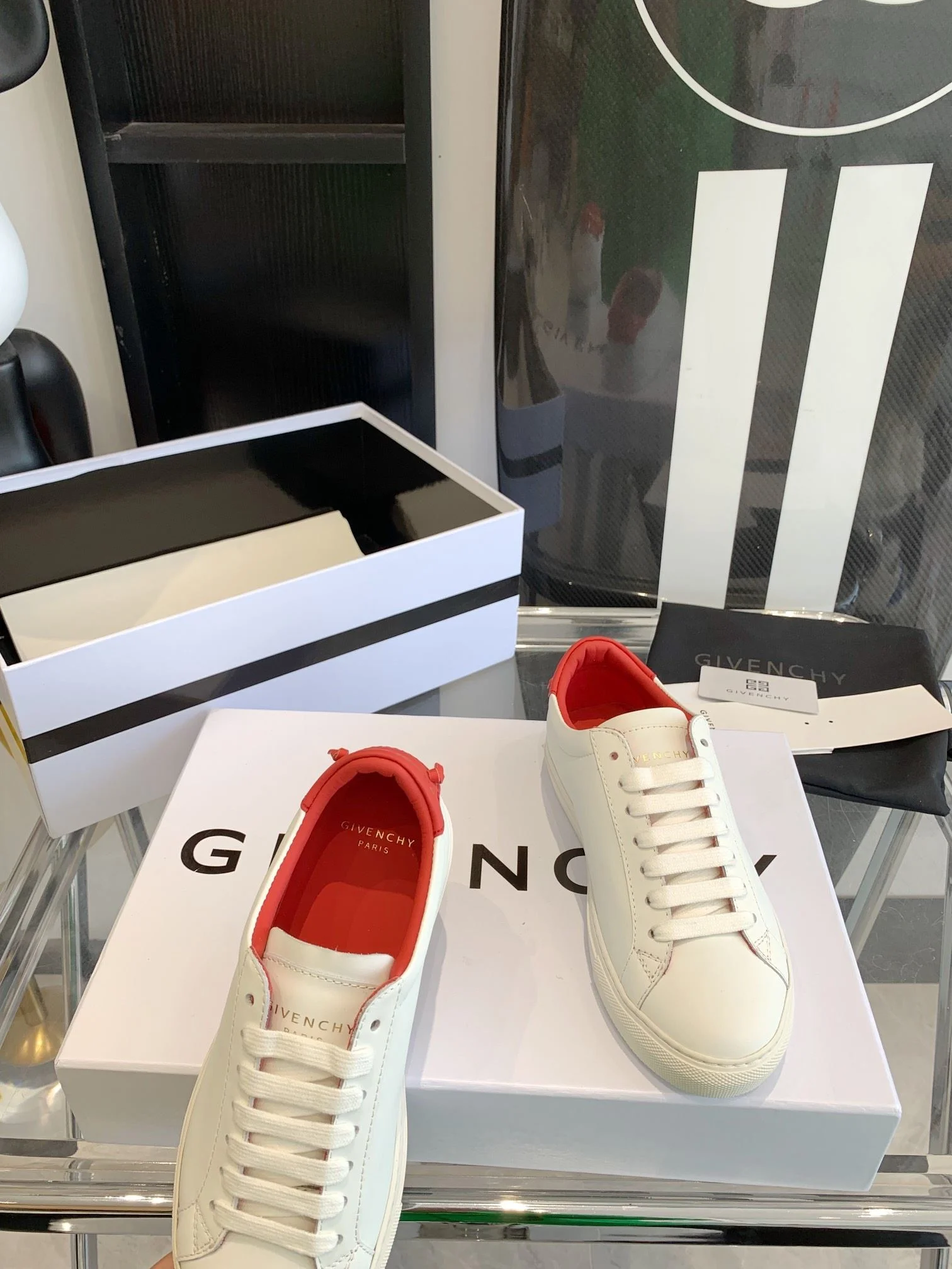 Givenchy Shoes UrbanChic 8063