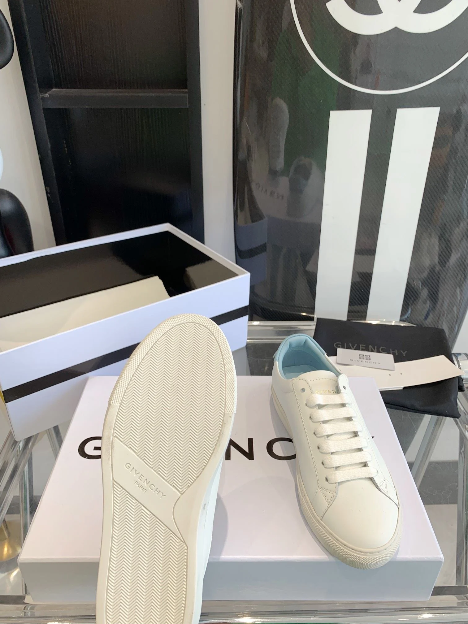 UrbanStyle Givenchy Shoes 8087