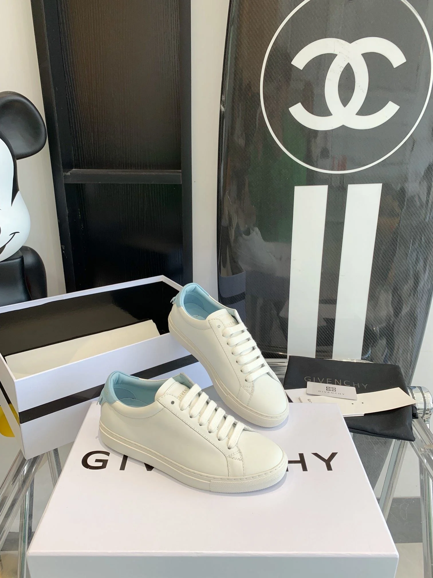 UrbanStyle Givenchy Shoes 8087