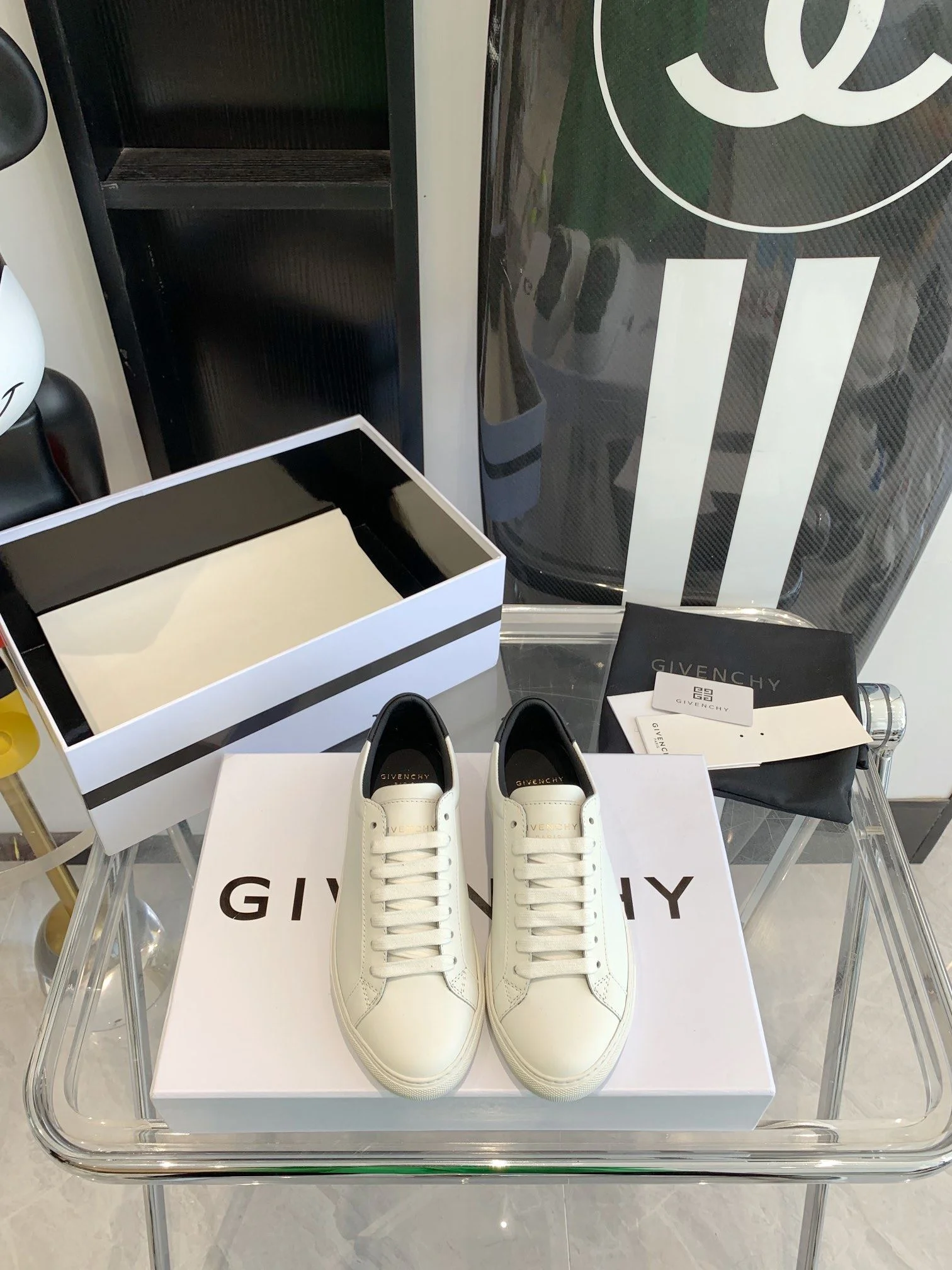SoftTouch Givenchy Shoes 8079