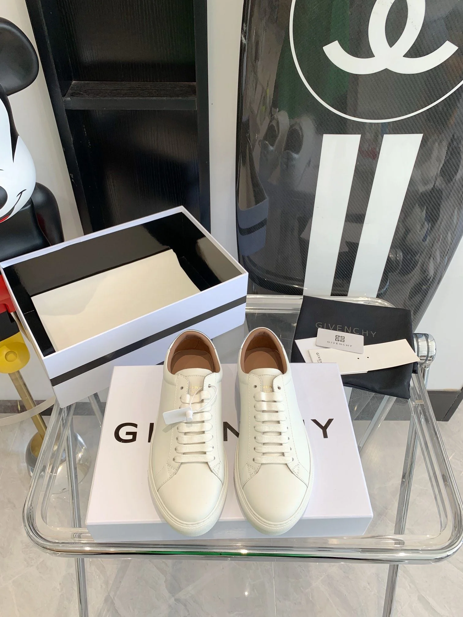 Breathable Givenchy Shoes 8135