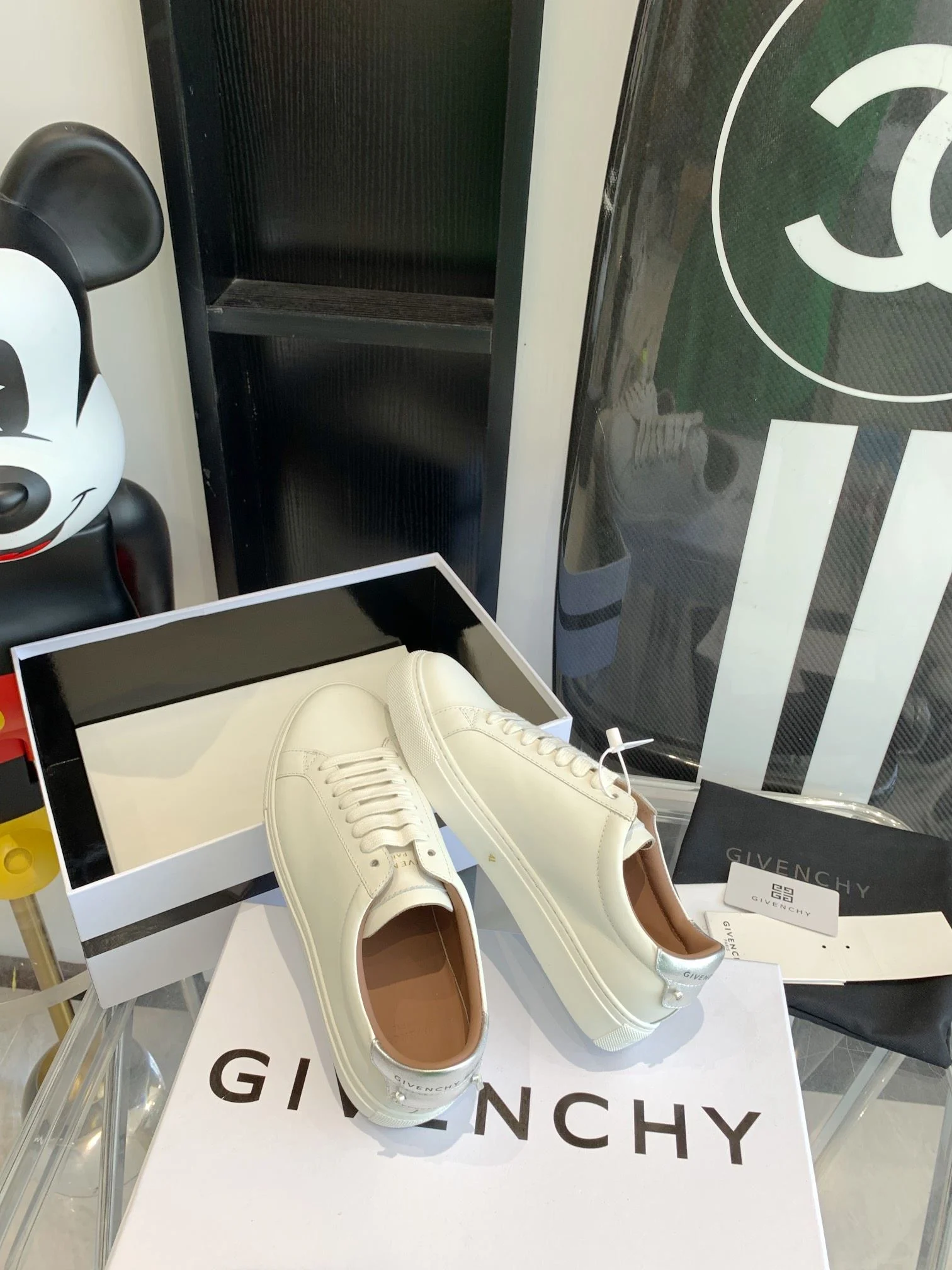 Breathable Givenchy Shoes 8135