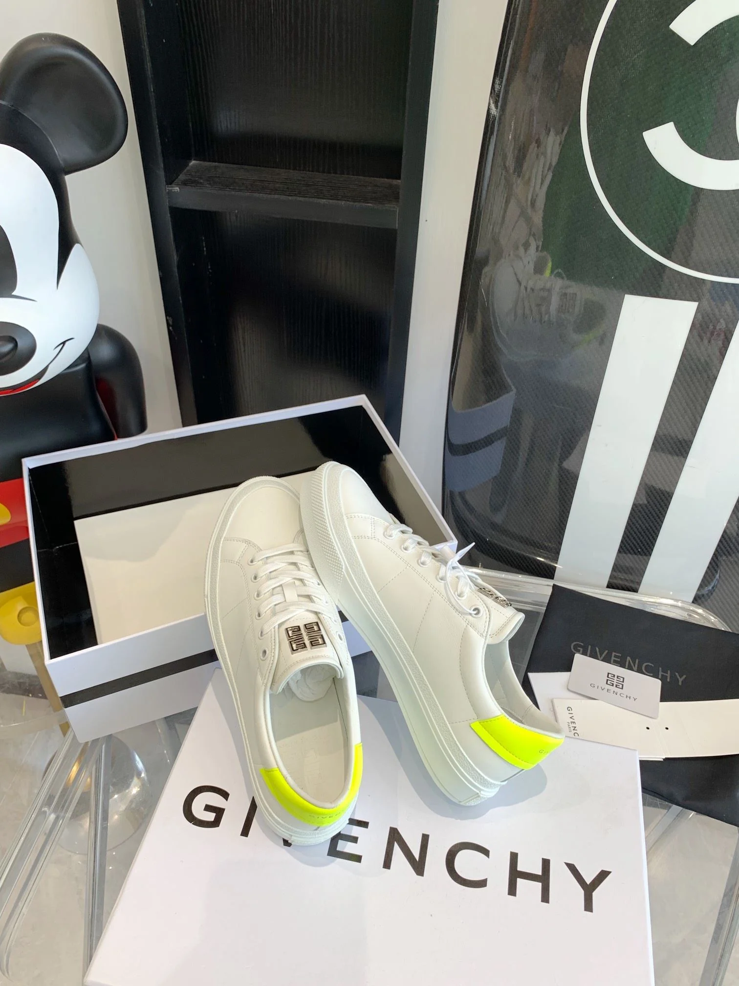 Givenchy Shoes TopPick 8051