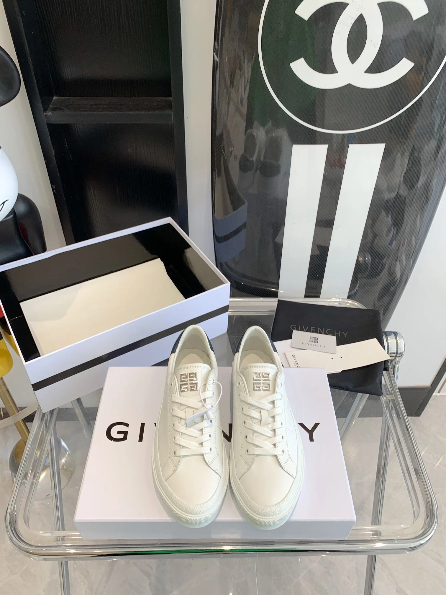 Givenchy Shoes Modern 8074