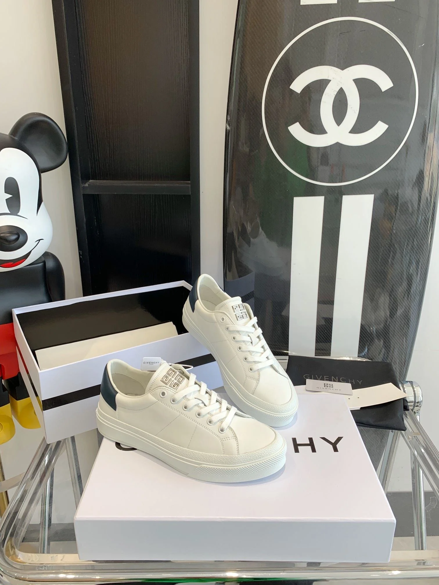 Givenchy Shoes Modern 8074