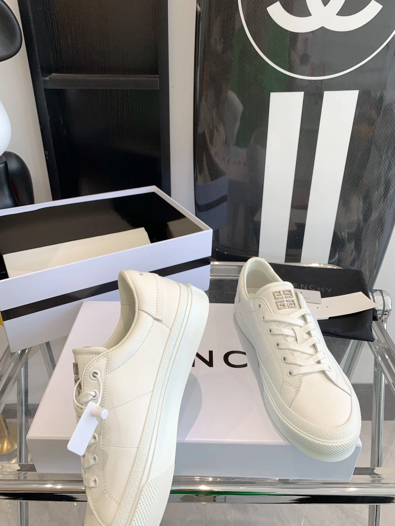 Givenchy Shoes Original 8054