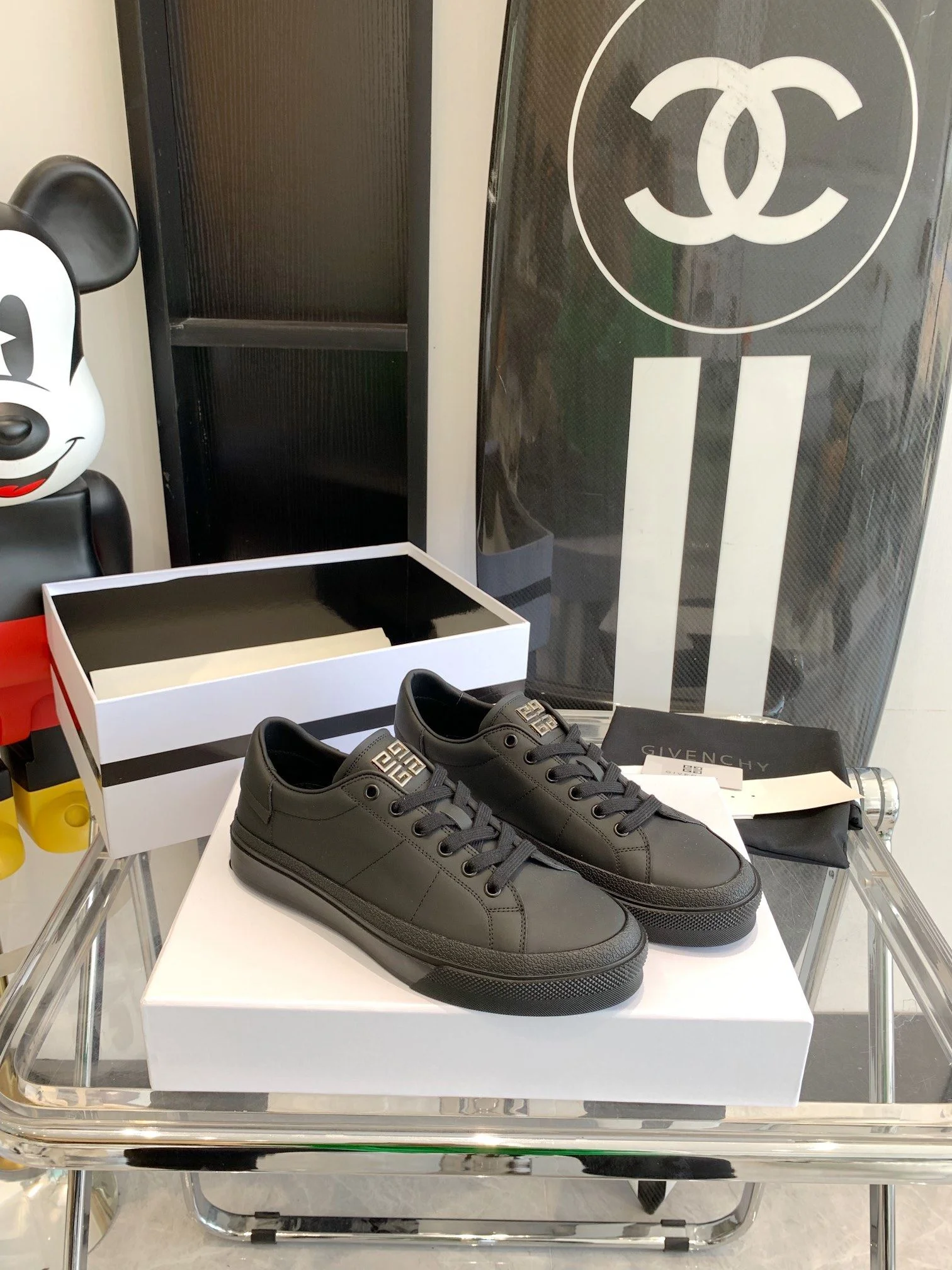 Givenchy Shoes Thermal 8049