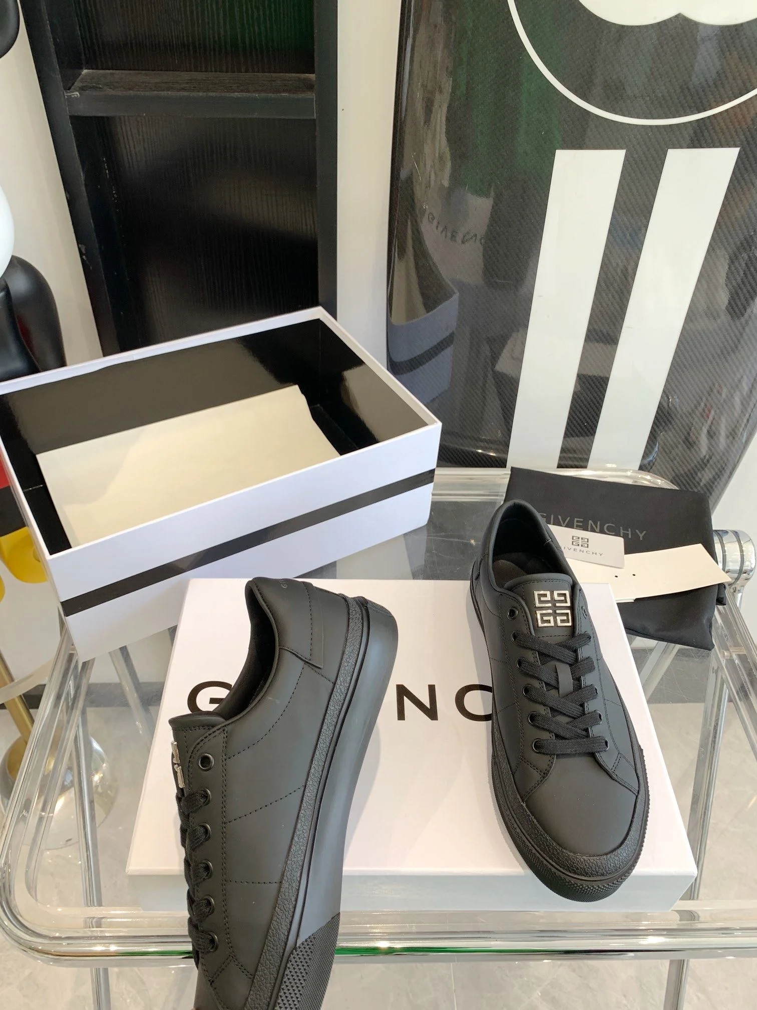 Givenchy Shoes Thermal 8049