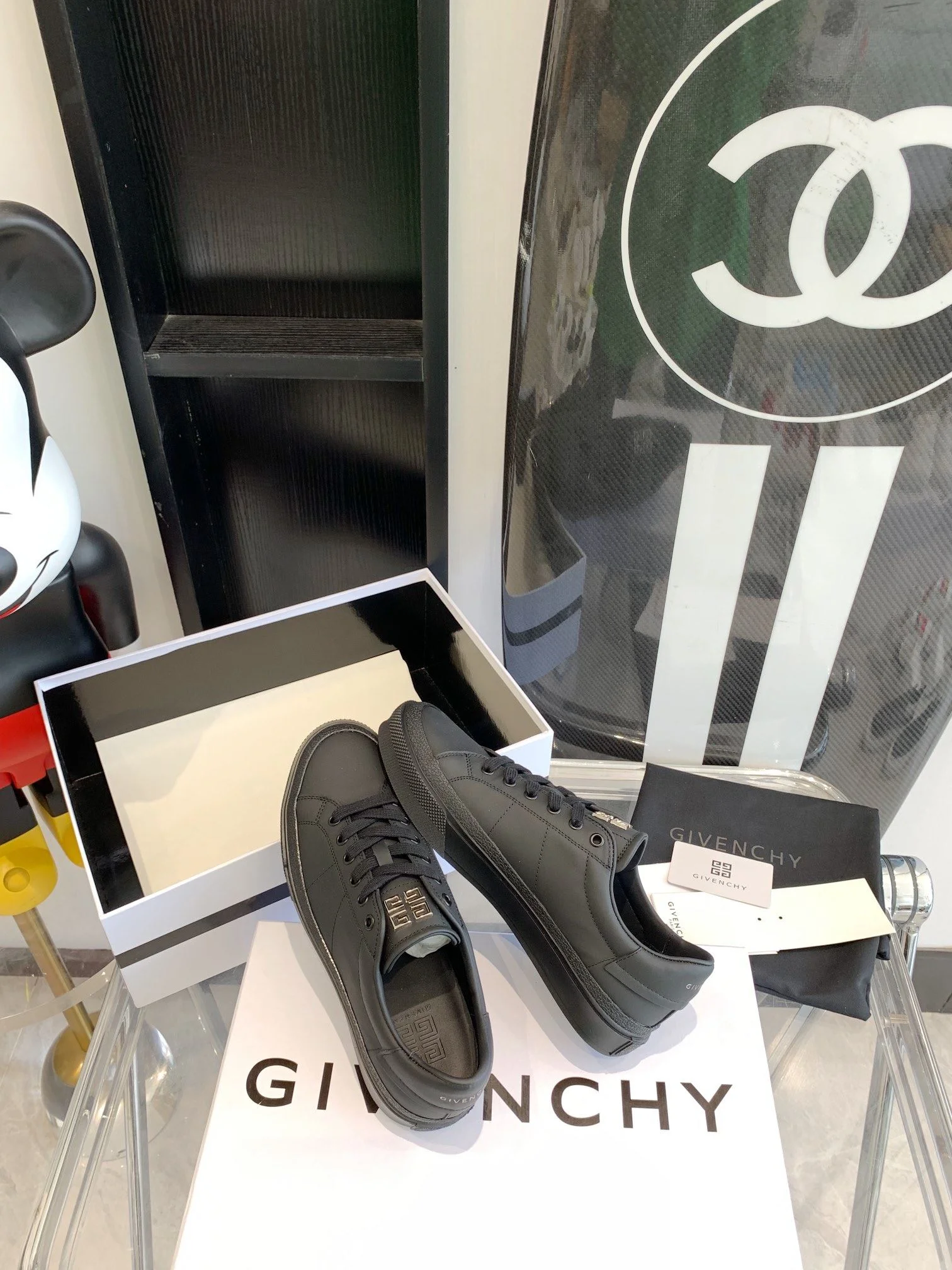 Givenchy Shoes Thermal 8049