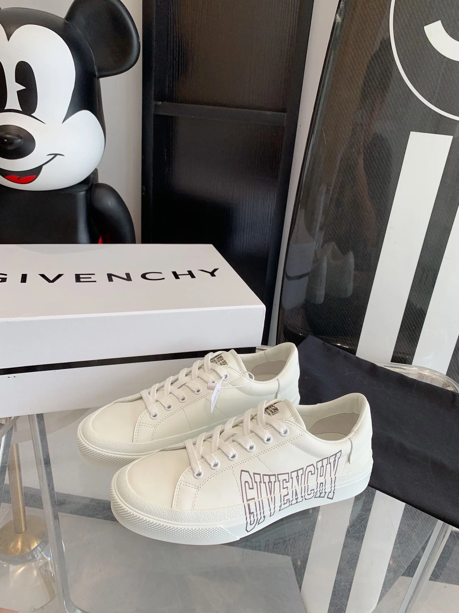 Durable Givenchy Shoes 8076