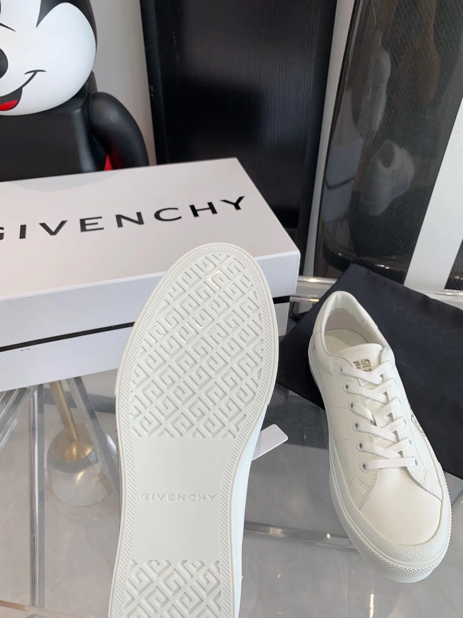 Durable Givenchy Shoes 8076